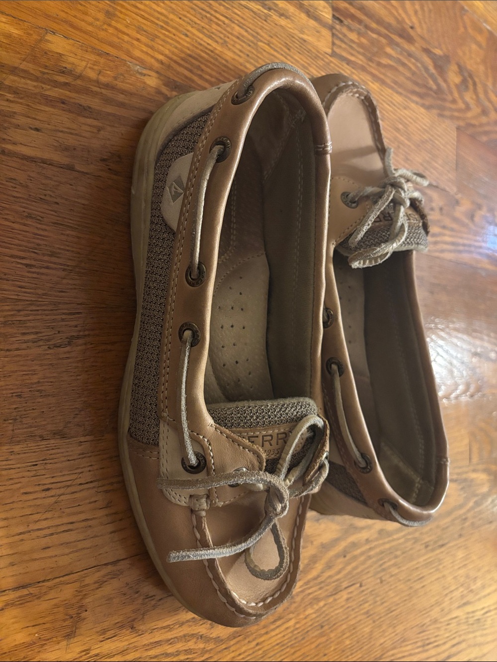 Sperry Women's Tan Leather & Woven Moccasin Boat Shoes Size 6.5 Wide